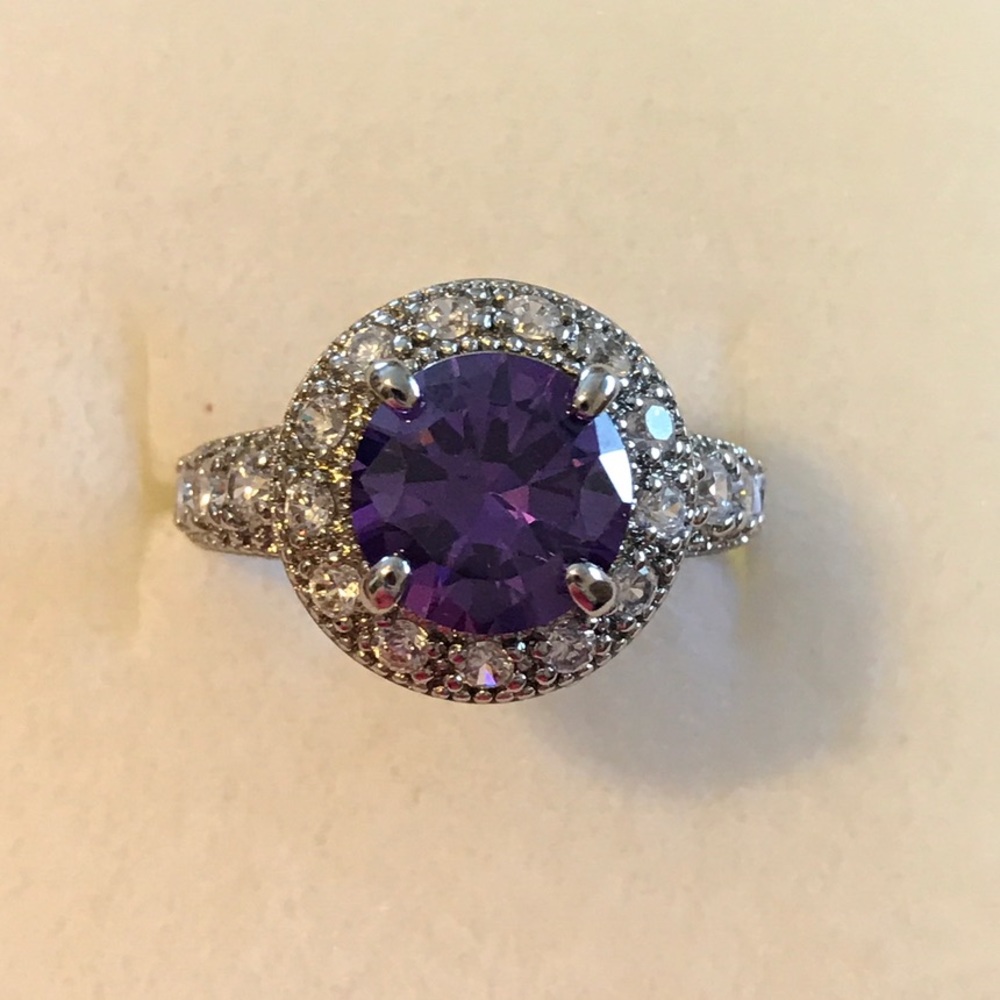 Gorgeous faux amethyst and diamond ring