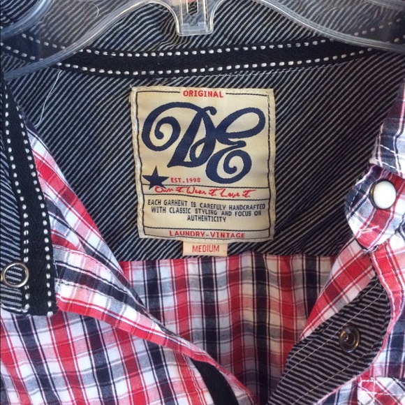 NWOT Pearl-Snap Button Up Shirt. - Picture 3 of 4