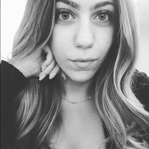 Meet your Posher, Joanna