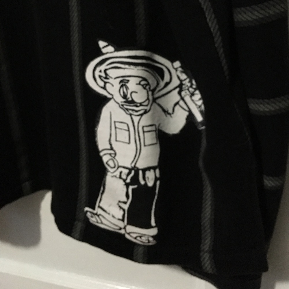 Volcom Sweater - Picture 3 of 3