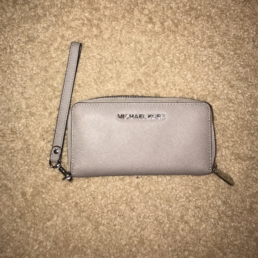 Michael Kors Jet Set wallet