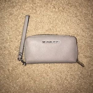 Michael Kors Jet Set wallet