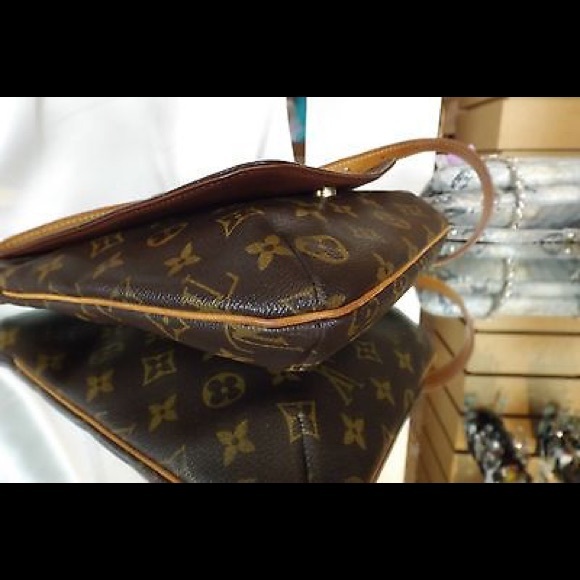 💥SOLD💥 Louis Vuitton Musette Salsa bag - Picture 5 of 8