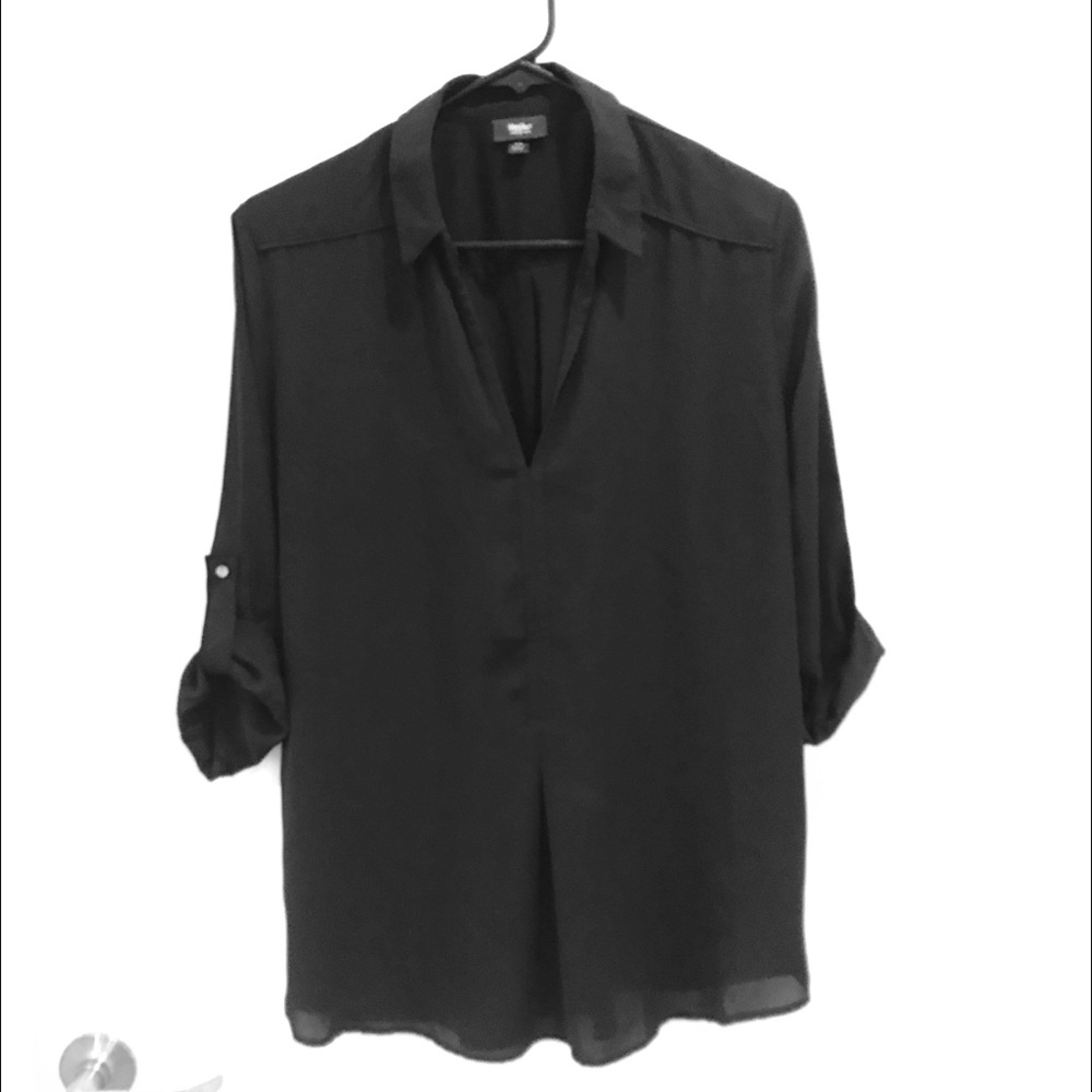 Black V neck collard blouse!