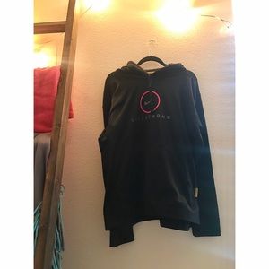 Therma Fit Livestrong Nike sweatshirt