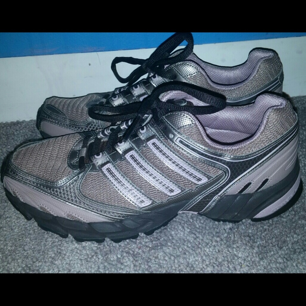 Adidas Tennis shoes