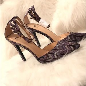 Purple and lilac ankle fasten heel 💜💜💜