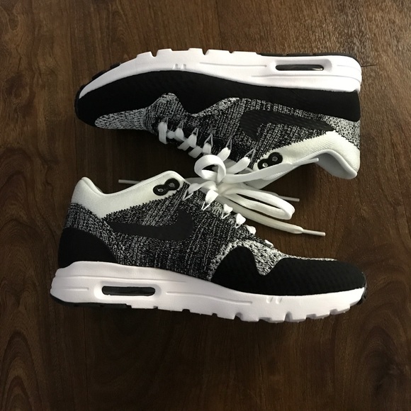 le scarpe nike air max 1 ultra flyknit scarpe taglia 7 poshmark le scarpe nike air max 1 ultra flyknit scarpe taglia 7 poshmark