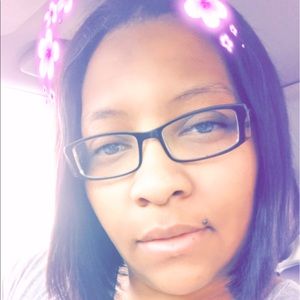 Meet your Posher, Latasha