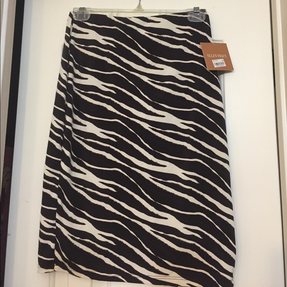 Spring/ summer skirt - Picture 2 of 3