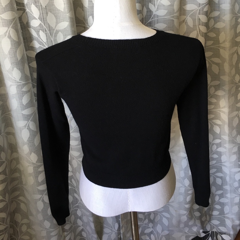 🌺SOLD🌺Brandy Melville Cecelia sweater 'bite me' - Picture 4 of 7