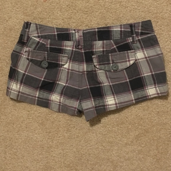 Gently Used Lot of 4 Abercrombie Shorts and Skirt - Picture 2 of 4