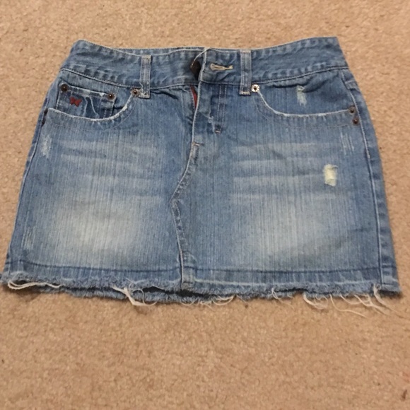 Gently Used Lot of 4 Abercrombie Shorts and Skirt - Picture 4 of 4