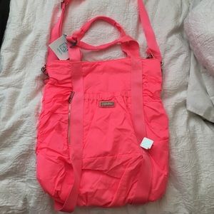 Awesome hot pink yoga bag w/ handle and strap