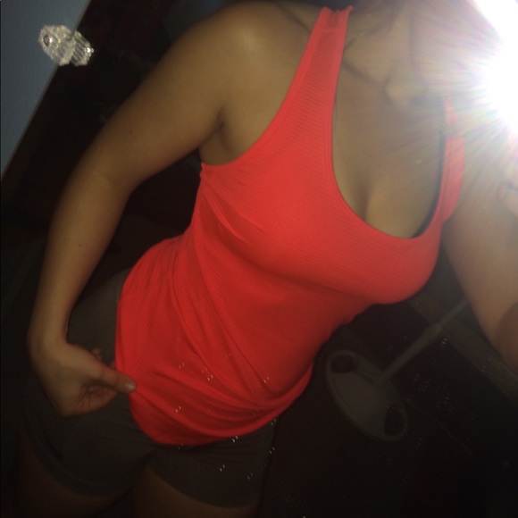 Workout Tank - Picture 3 of 3