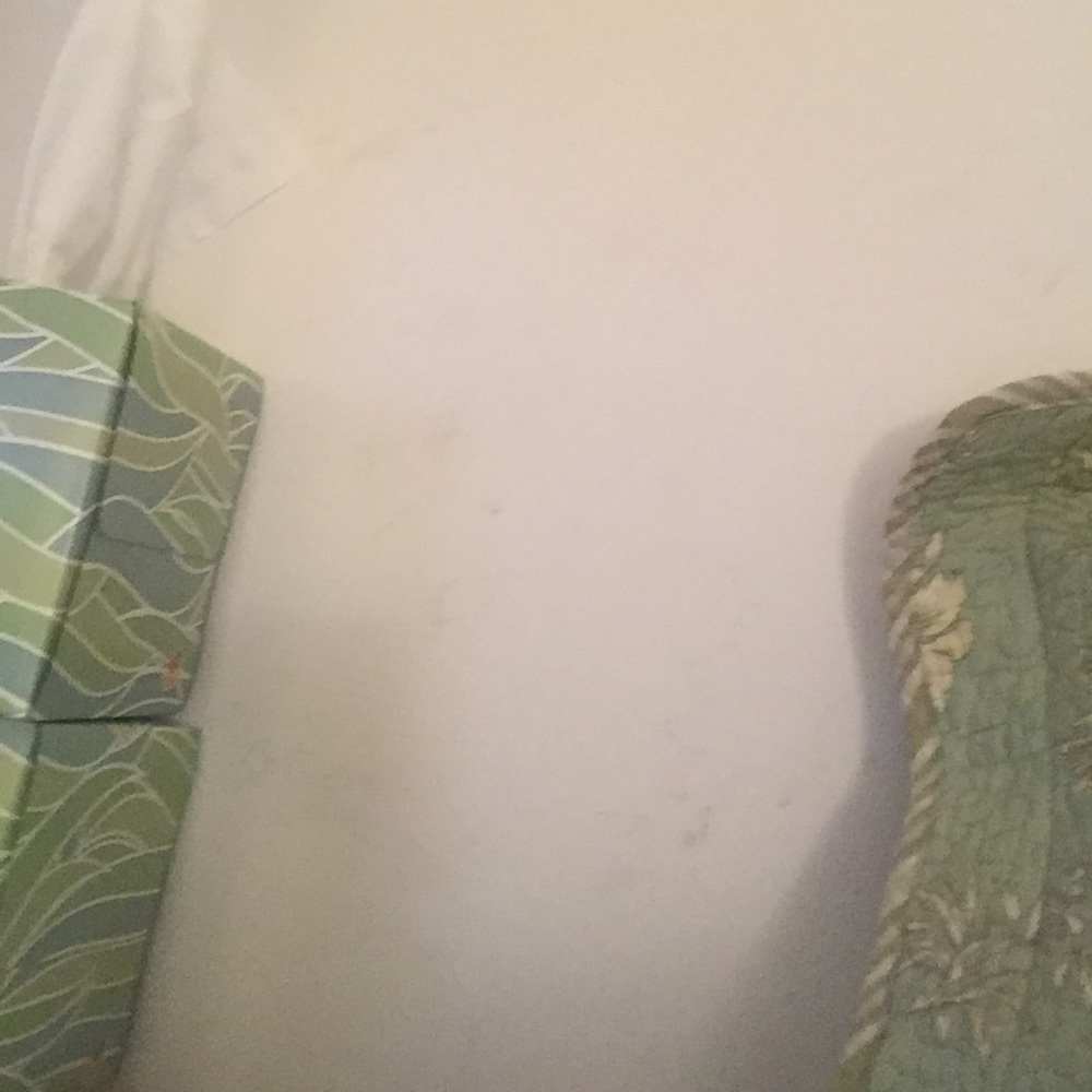 Meet your Posher, Debbie