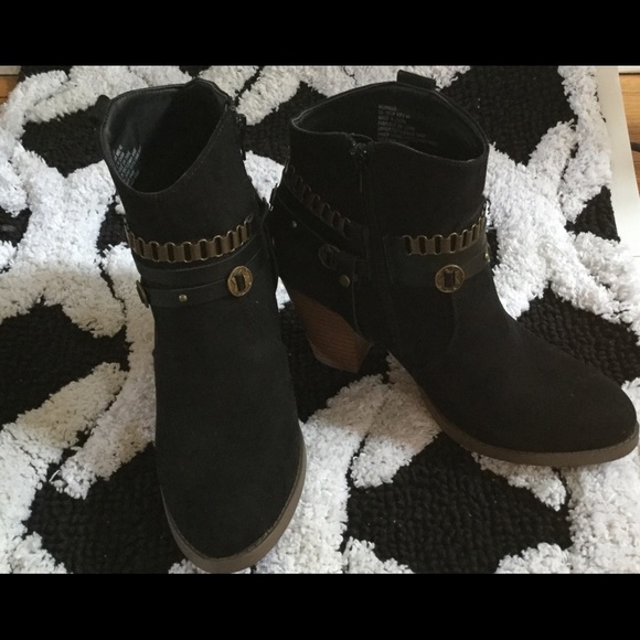 Ankle booties - Picture 2 of 4