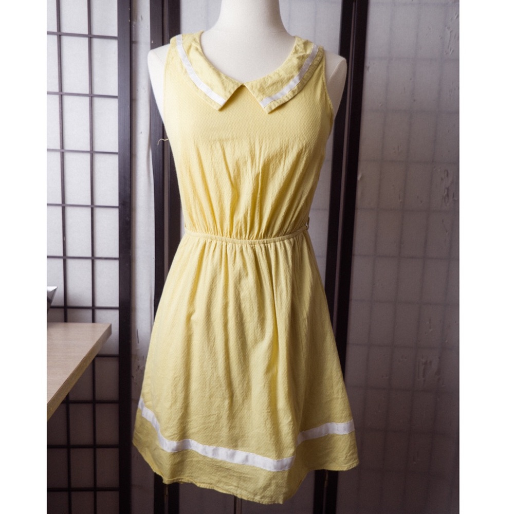 🎉CLOSET CLEAR OUT🎉 Yellow sun dress