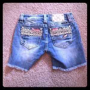 Size 26 Miss Me denim shorts