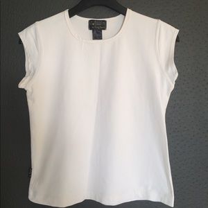 St. Martin tee top