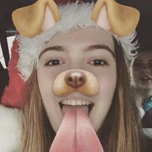 Meet your Posher, Claire