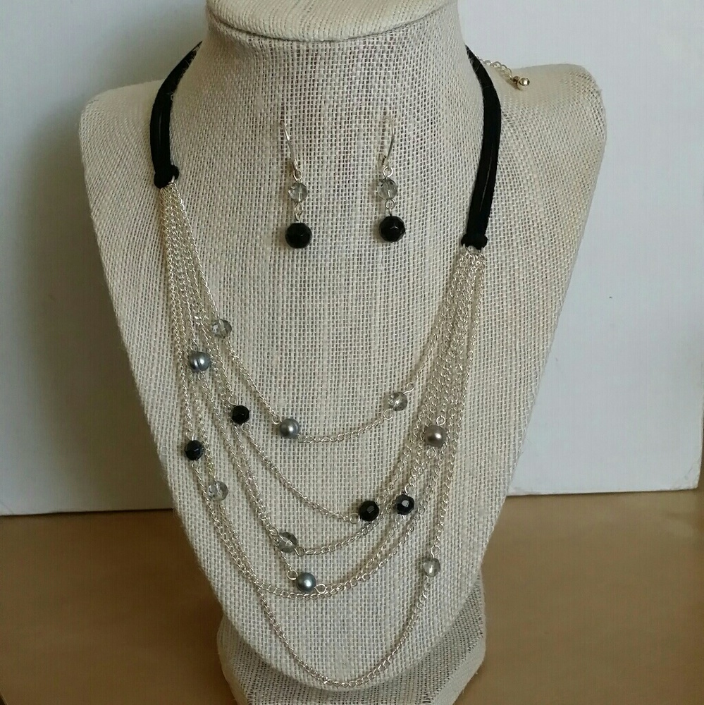 Glam Suede Pearls & Crystal Necklace Set