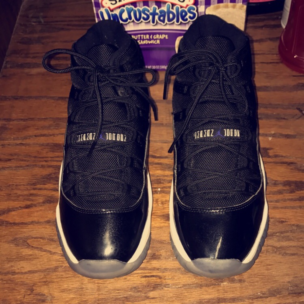 Space Jam 11s 🚀