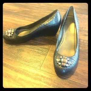 Nine West brown leather wedges with rhinestones