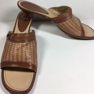 Trotters slide On Kitten Heels 10 N