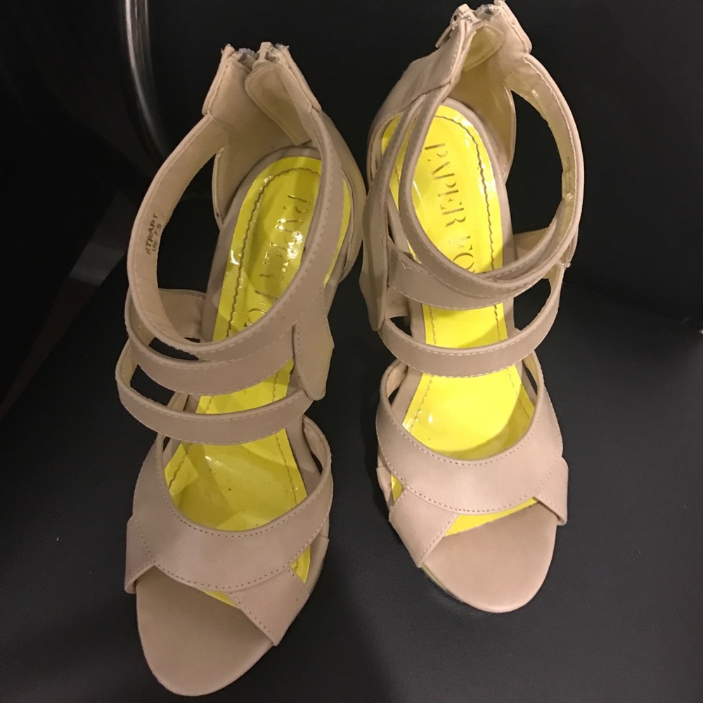 Nude Sandals! PaperFox.