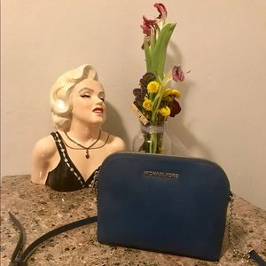 AUTHENTIC Michael Kors Crossbody