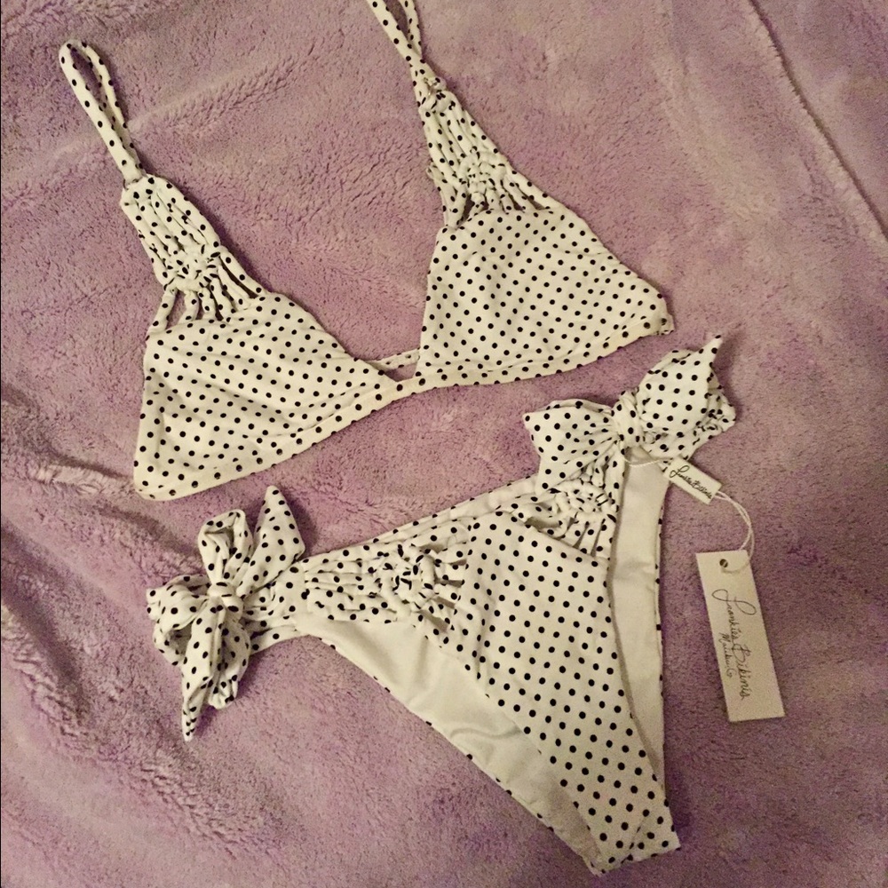 Frankie's Bikinis set