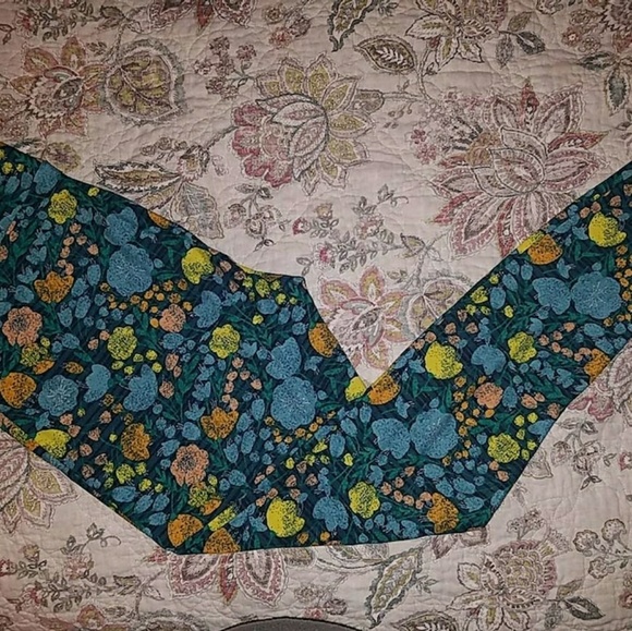 SOLD Lularoe leggings tc - Picture 1 of 1