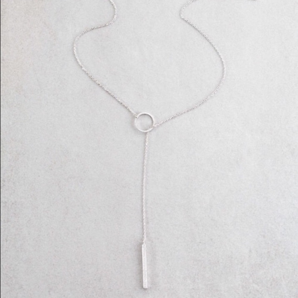Cercle Lariat Necklace - Silver