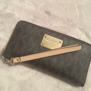 Michael Kors large wallet