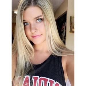 Meet your Posher, Olivia