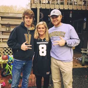 Meet your Posher, Tate