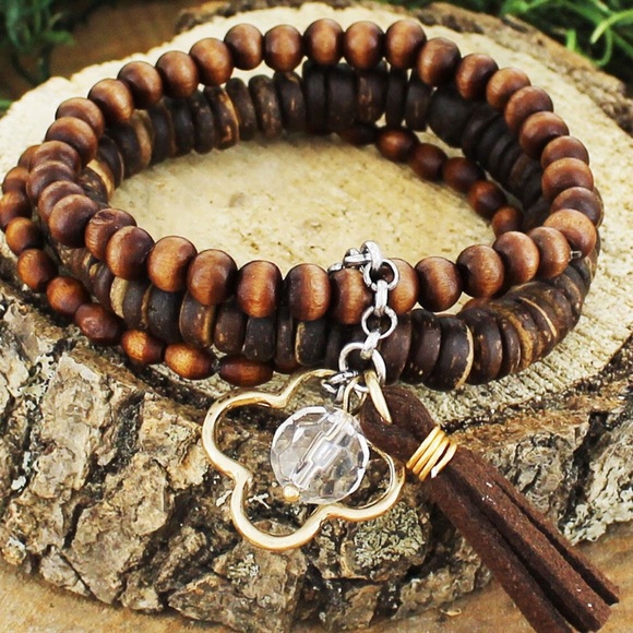 Bracelets - Picture 4 of 8