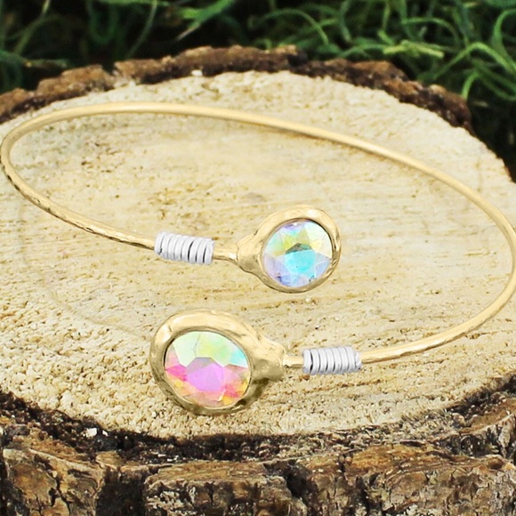 Bracelets - Picture 8 of 8