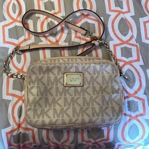 Michael Kors crossbody
