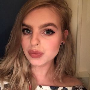 Meet your Posher, Shayna