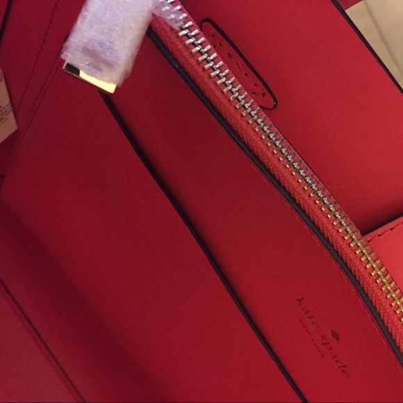 ♠️ SOLD ♠️NWT Kate Spade tote - Picture 6 of 7