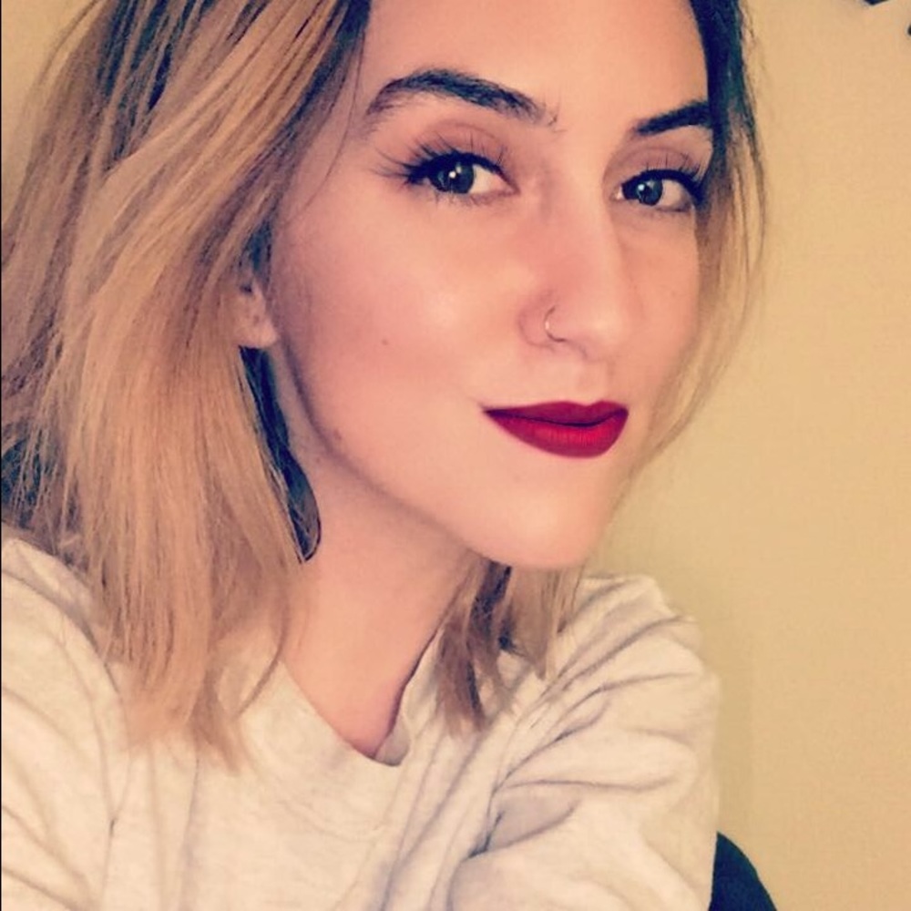 Meet your Posher, Jessica