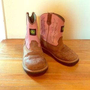 Baby girl cowboy boots! Size 8!!