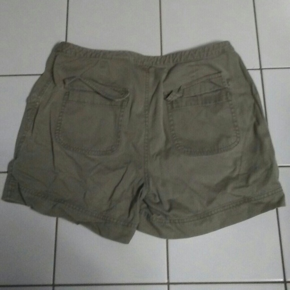 Olive green jean shorts - Picture 2 of 2
