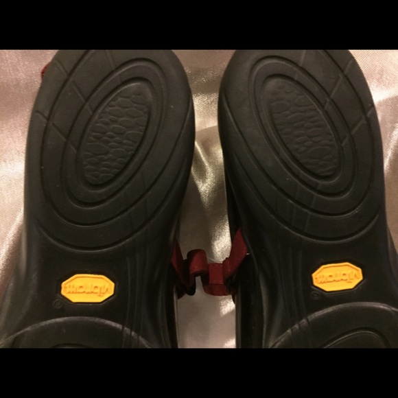 ❎sold❎New Balance Mary Janes Black  Red size 7.5 - Picture 8 of 8