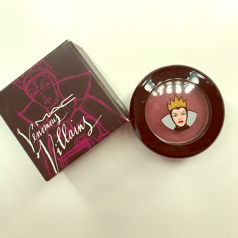 MAC Venomous Villains "Vainglorious" Eyeshadow LE