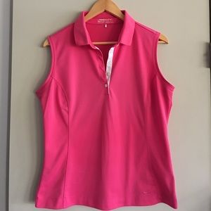 Sleeveless Nike golf shirt