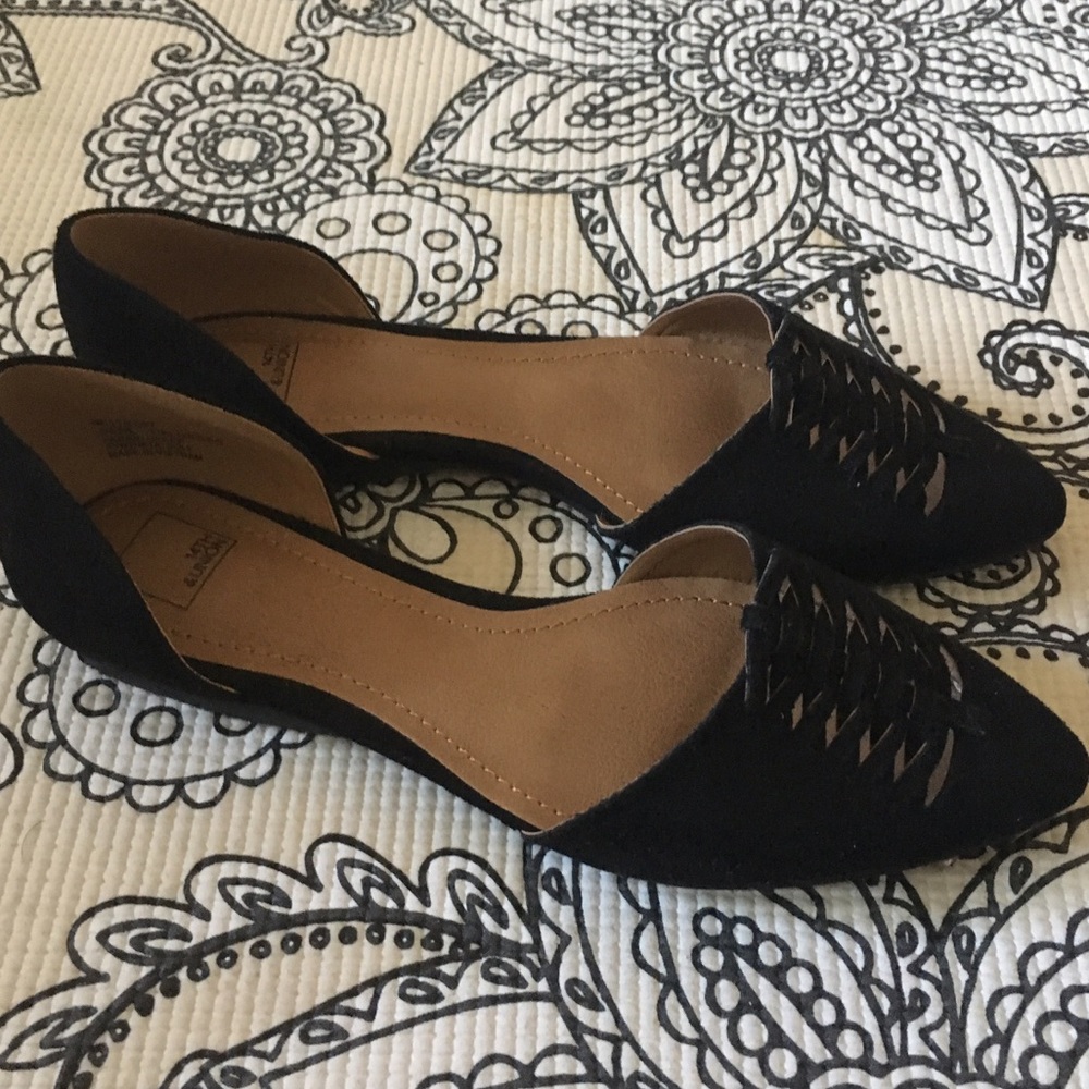 Black flats