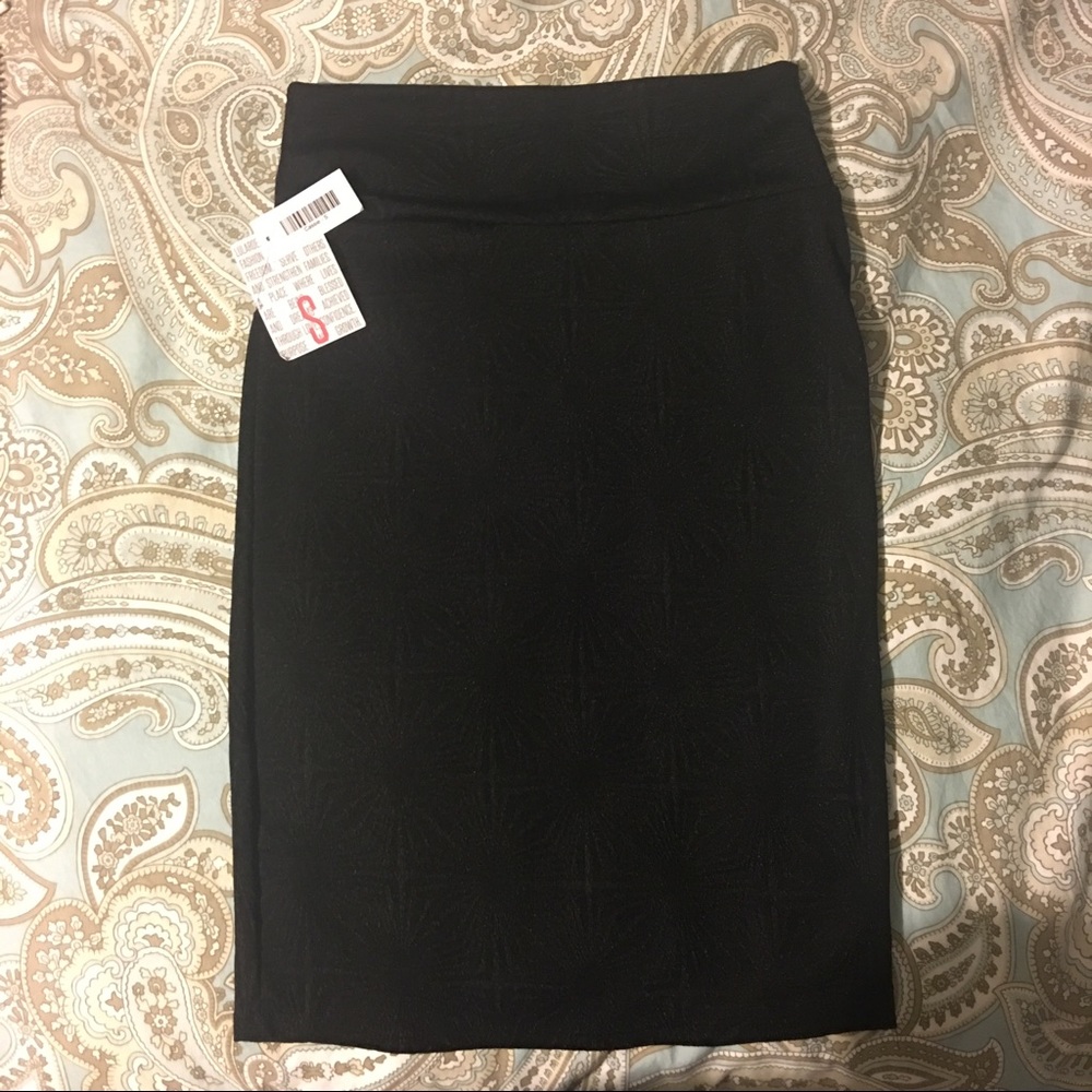 Lularoe Cassie skirt